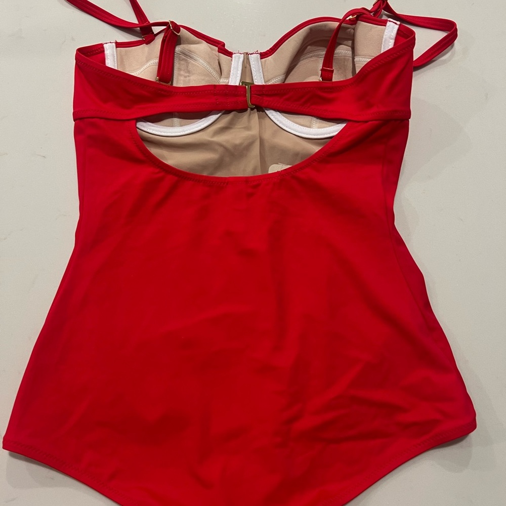 Follow Suit Regina One-Piece Swimsuit size small - Picture 3 of 4